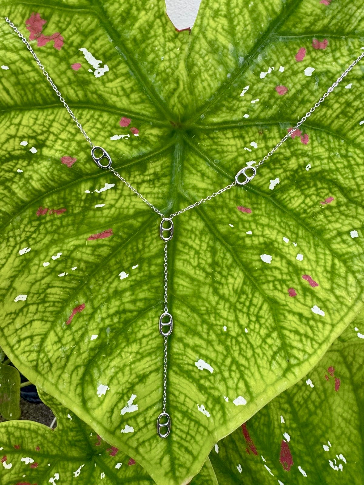 Collier Y acier, inoxydable, doré et réglable