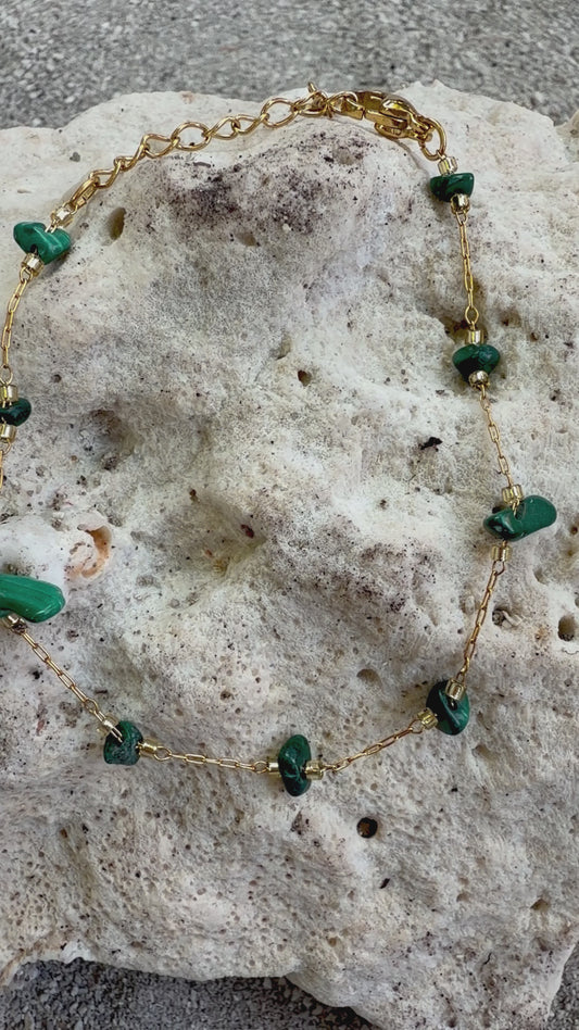 Bracelet en acier, inoxydable, doré, réglable, pierre verte